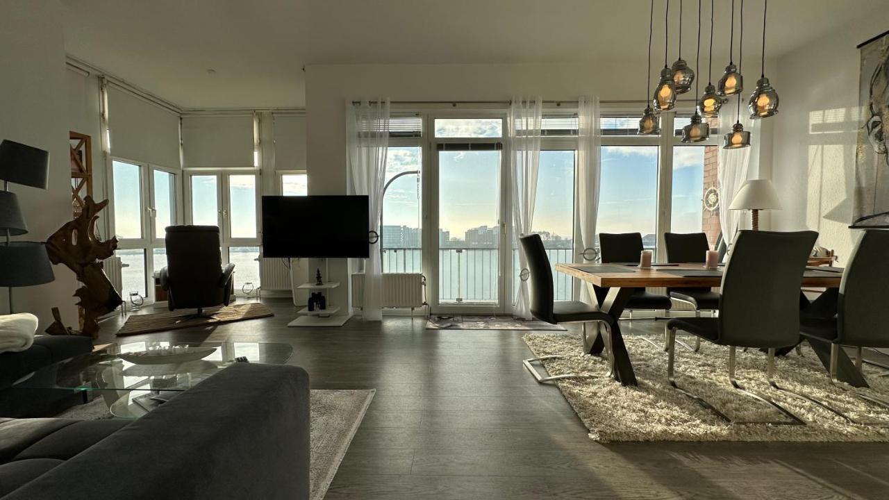 Ferienwohnung Mit Blick Aufs Meer In Wilhelmshaven Esterno foto